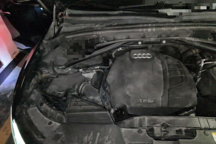 Used Audi Q5 2017 Plus 40 TFSI Technology Model Engine Bay Right