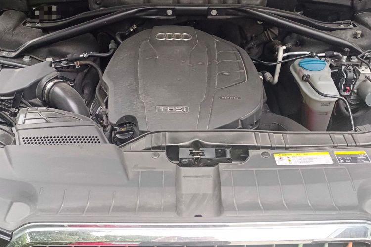 Used Audi Q5 2017 Plus 40 TFSI Technology Model Engine Bay