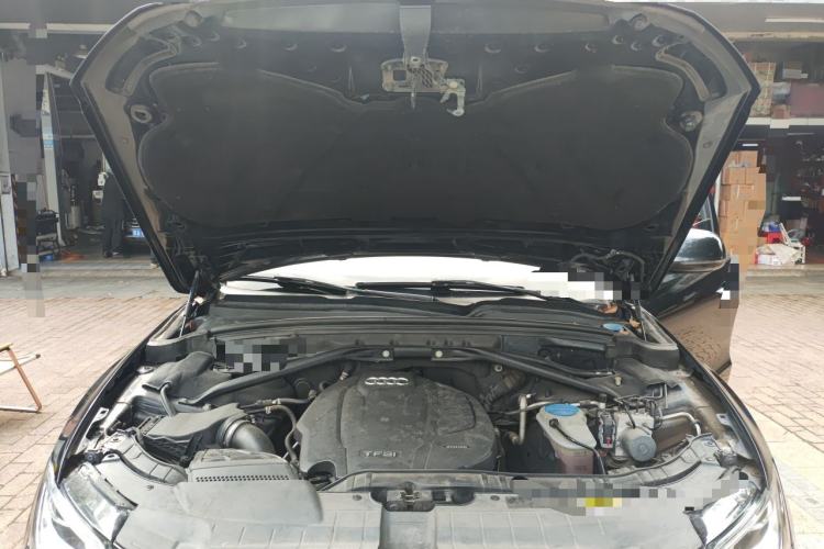 Used Audi Q5 2017 40 TFSI Ambition Edition Engine Bay