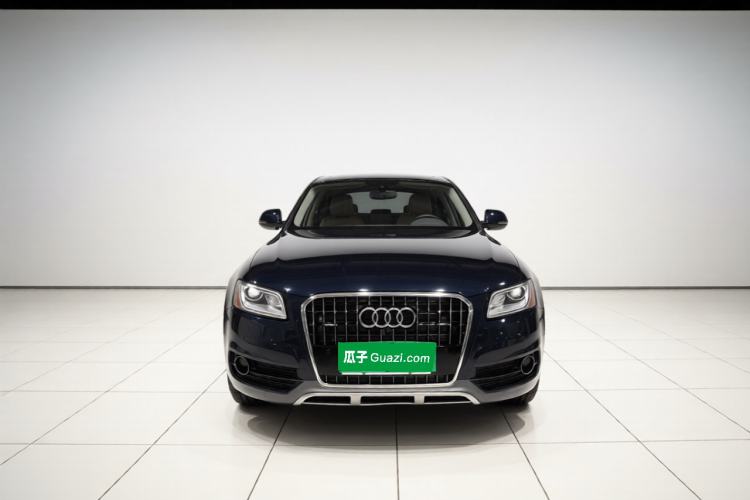 Used Audi Q5 2017 Plus 40 TFSI Technology Model Exterior 1