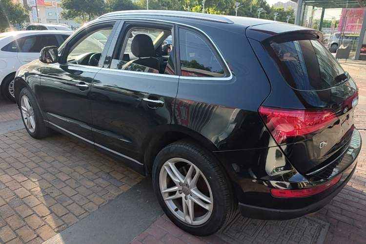 Used Audi Q5 2017 40 TFSI Technology Edition Exterior 2