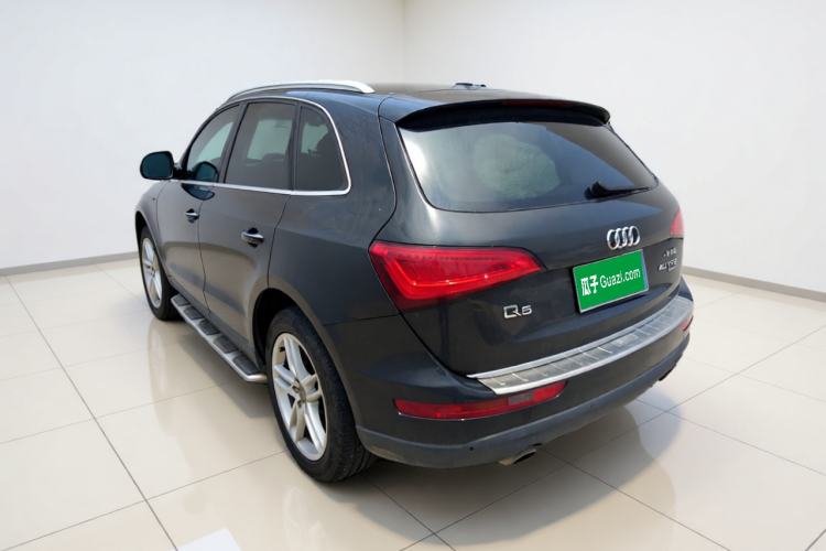 Used Audi Q5 2017 40 TFSI Comfort Model Exterior 3