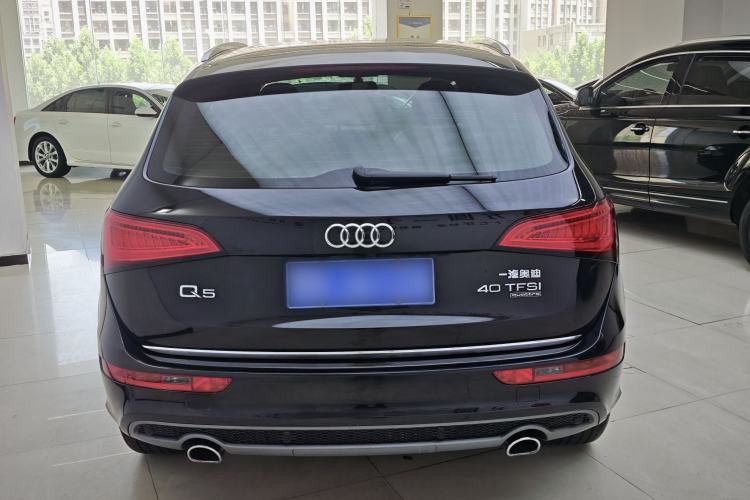Used Audi Q5 2017 Plus 40 TFSI Ambition Model Exterior 3