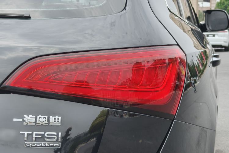 Used Audi Q5 2017 40 TFSI Ambition Edition Exterior 5