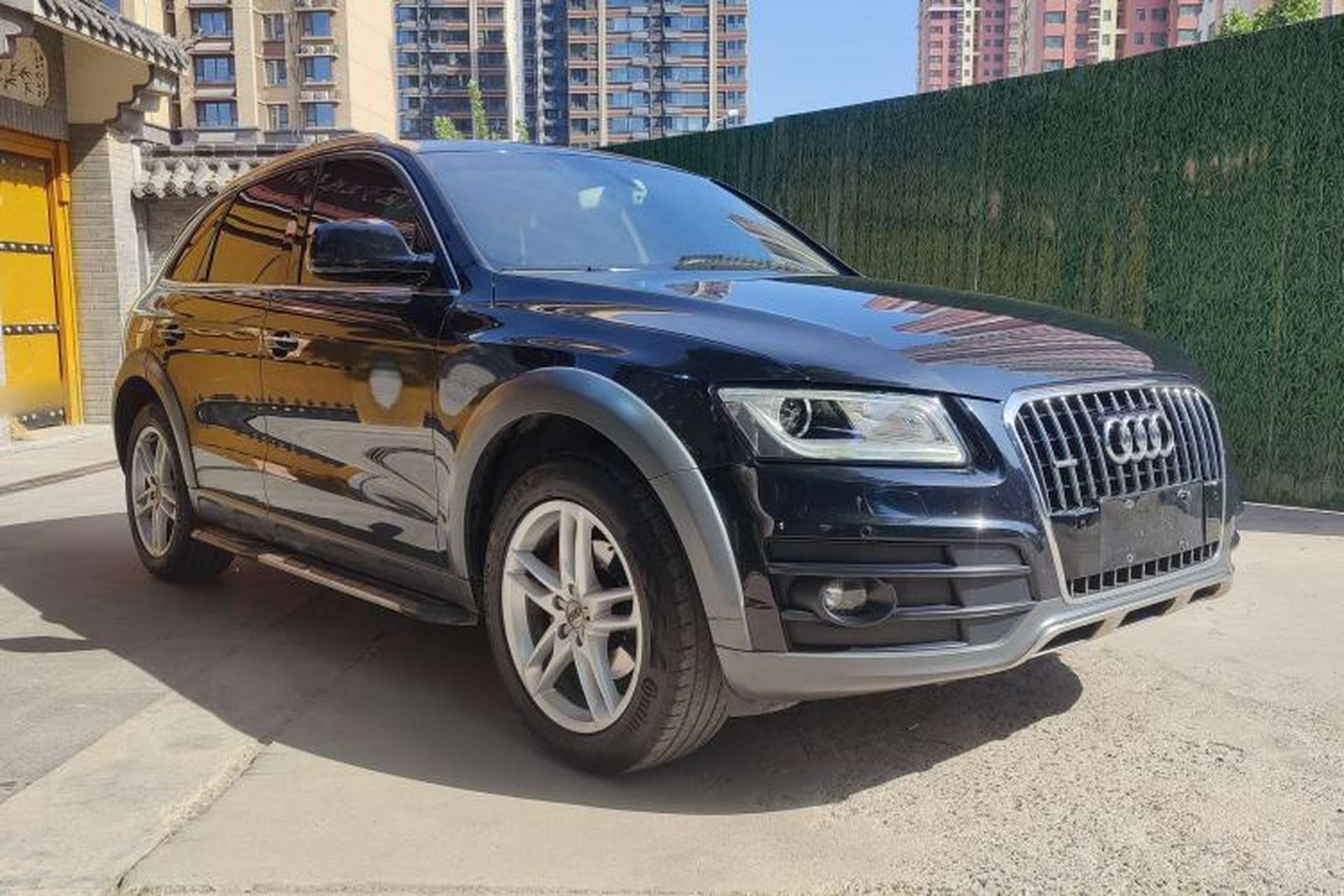 Used Audi Q5 2017 Plus 40 TFSI Technology Model Exterior 5