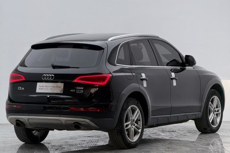 Used Audi Q5 2017 Plus 40 TFSI Technology Model Exterior 6