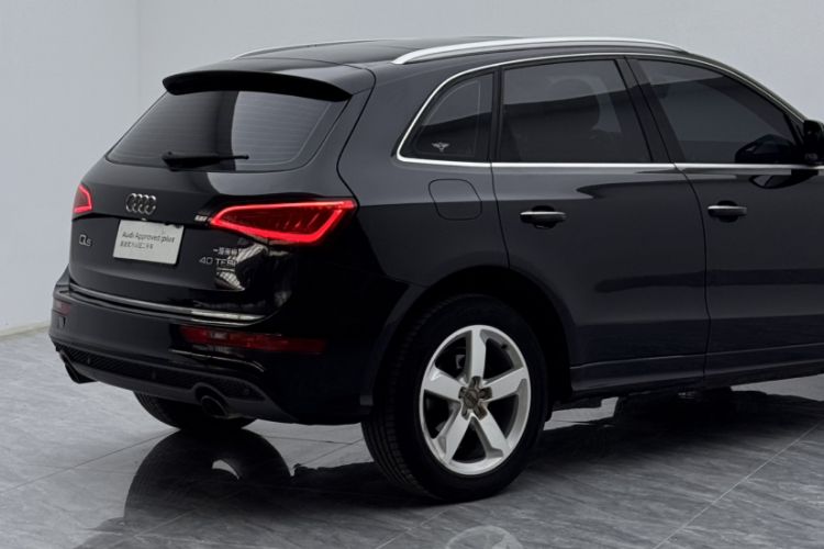 Used Audi Q5 2017 Plus 40 TFSI Ambition Model Exterior 6