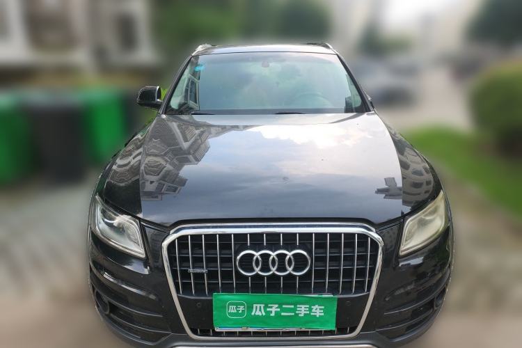 Used Audi Q5 2017 Plus 40 TFSI Comfort Model Front