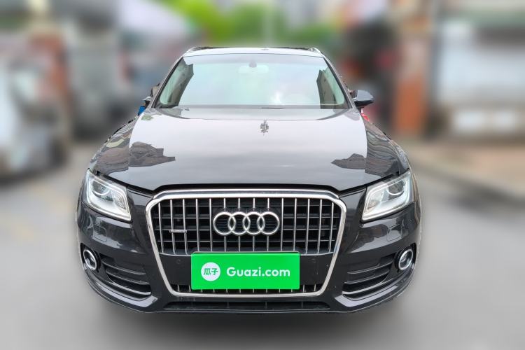 Used Audi Q5 2017 40 TFSI Comfort Model Front