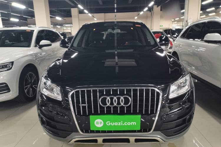 Used Audi Q5 2017 Plus 40 TFSI Technology Model Front