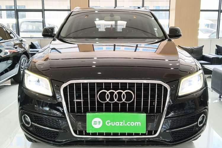 Used Audi Q5 2017 Plus 40 TFSI Ambition Model Front