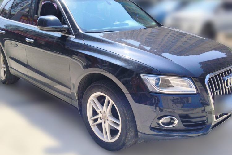 Used Audi Q5 2017 40 TFSI Technology Edition Front Right 45 Deg