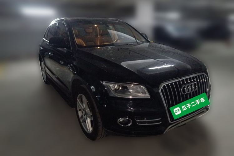 Used Audi Q5 2017 40 TFSI Technology Edition Front Right 45 Deg