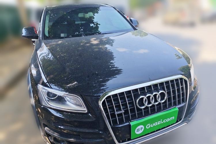 Used Audi Q5 2017 Plus 40 TFSI Technology Model Front Right 45 Deg