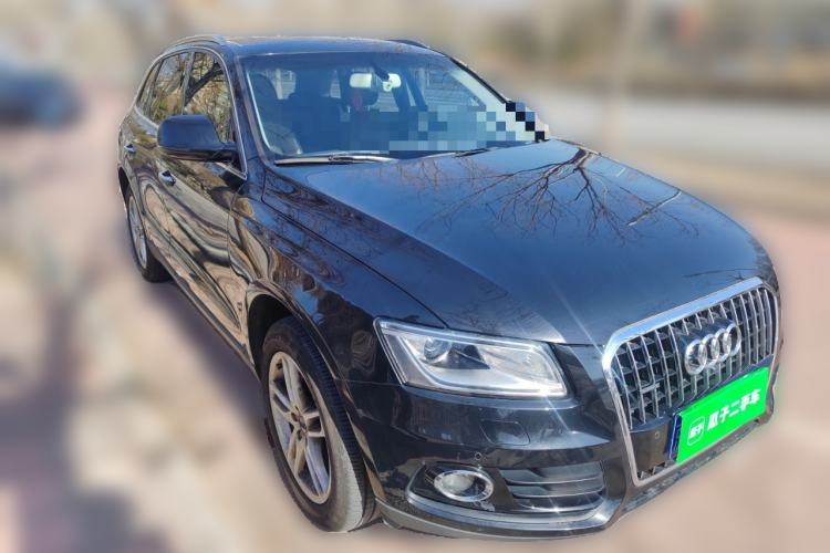 Used Audi Q5 2017 40 TFSI Technology Edition Front Right 45 Deg