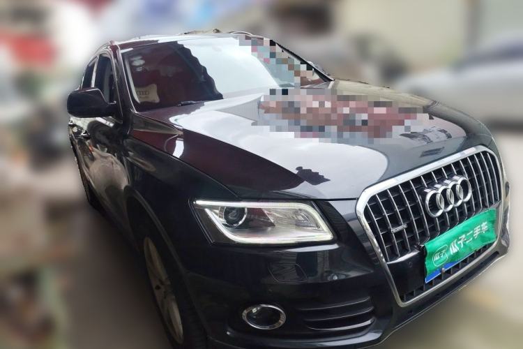 Used Audi Q5 2017 40 TFSI Technology Edition Front Right 45 Deg