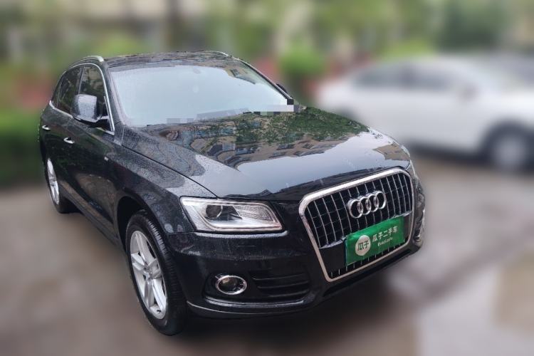 Used Audi Q5 2017 40 TFSI Technology Edition Front Right 45 Deg