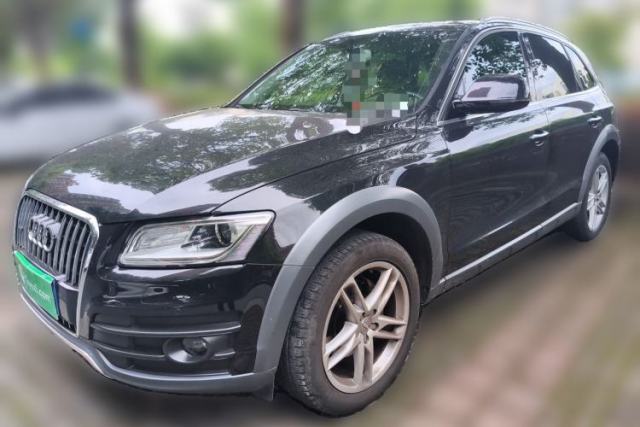 Used Audi Q5 2017 Plus 40 TFSI Comfort Model