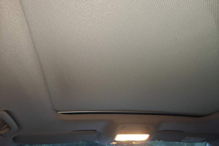 Used Audi Q5 2017 Plus 40 TFSI Ambition Model Headliner