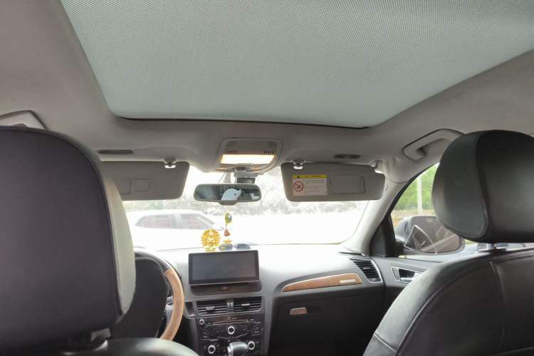 Used Audi Q5 2017 Plus 40 TFSI Technology Model Headliner