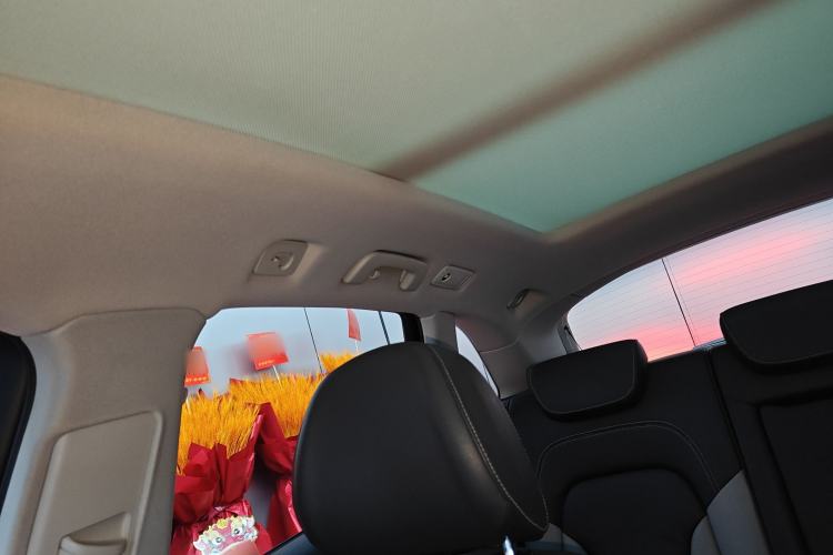 Used Audi Q5 2017 Plus 40 TFSI Technology Model Headliner
