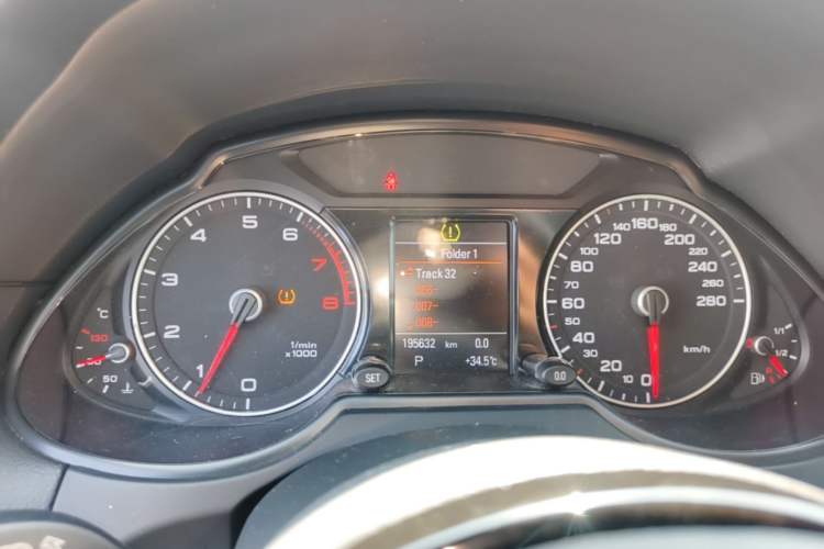 Used Audi Q5 2017 Plus 40 TFSI Technology Model Instrument Cluster