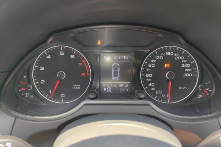 Used Audi Q5 2017 Plus 40 TFSI Ambition Model Instrument Cluster