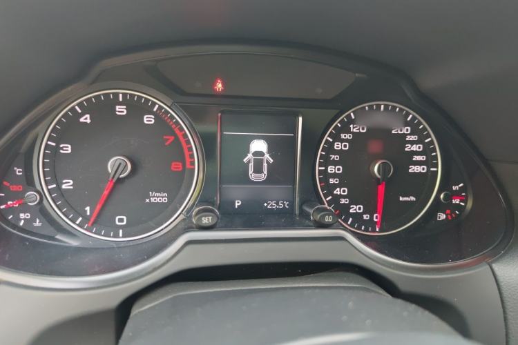 Used Audi Q5 2017 40 TFSI Ambition Edition Instrument Cluster