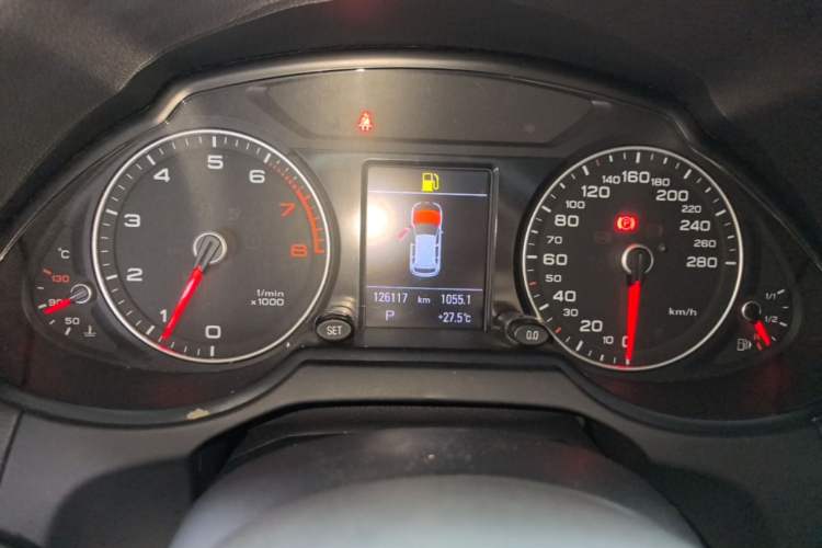 Used Audi Q5 2017 40 TFSI Technology Edition Instrument Cluster