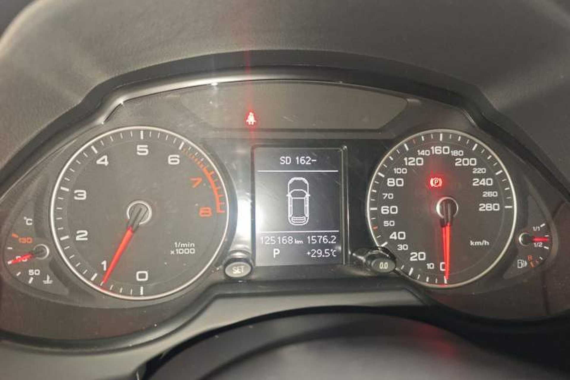 Used Audi Q5 2017 40 TFSI Ambition Edition Instrument Cluster