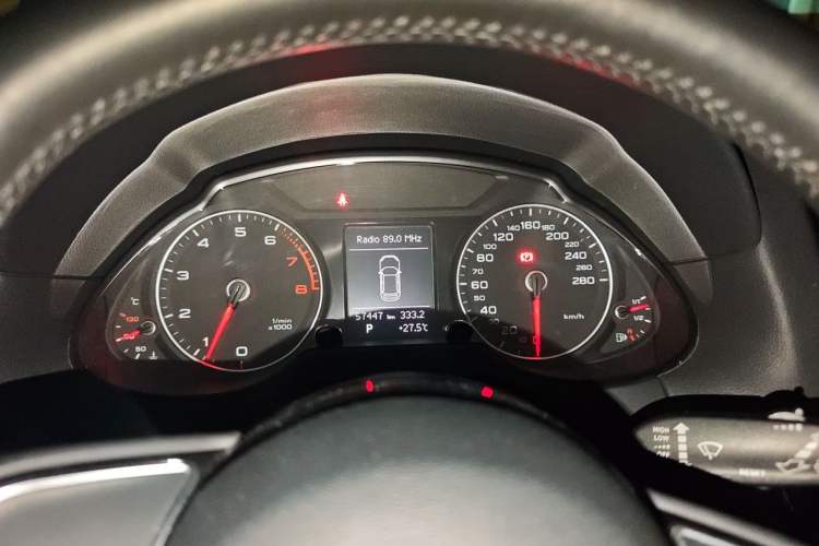 Used Audi Q5 2017 Plus 40 TFSI Ambition Model Instrument Cluster