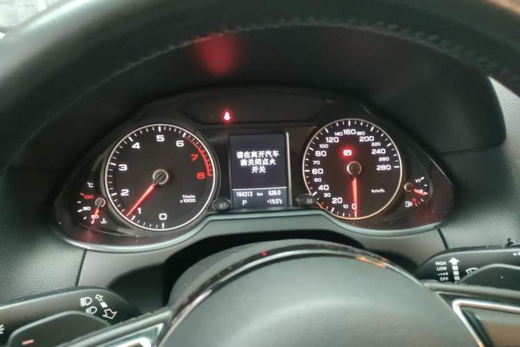 Used Audi Q5 2017 Plus 40 TFSI Technology Model Instrument Cluster