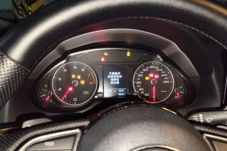 Used Audi Q5 2017 40 TFSI Comfort Model Instrument Cluster