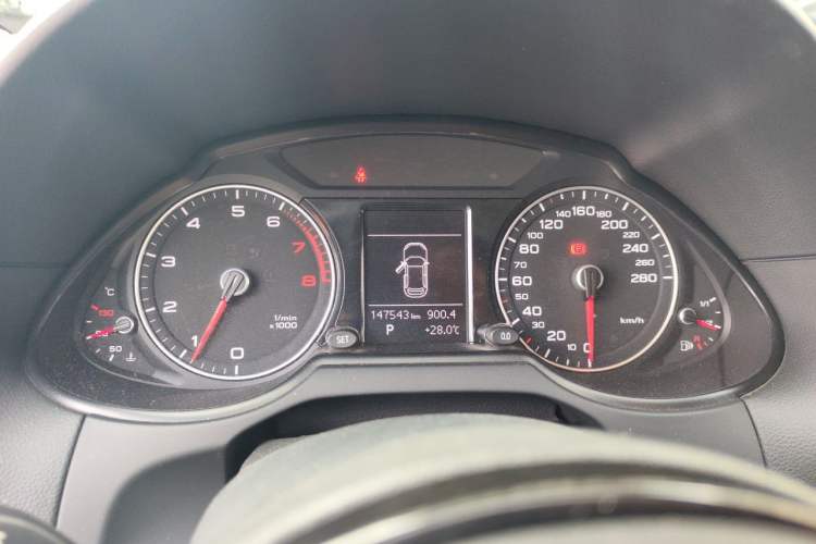 Used Audi Q5 2017 Plus 40 TFSI Ambition Model Instrument Cluster