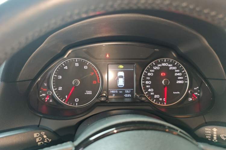 Used Audi Q5 2017 Plus 40 TFSI Technology Model Instrument Cluster