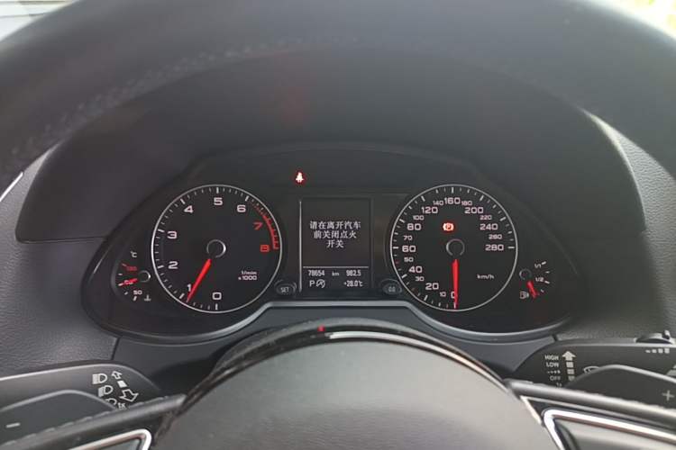 Used Audi Q5 2017 40 TFSI Technology Edition Instrument Cluster