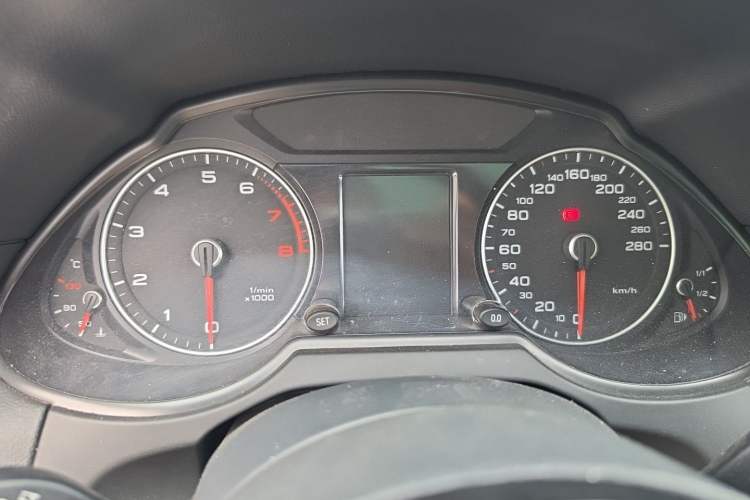 Used Audi Q5 2017 Plus 40 TFSI Ambition Model Instrument Cluster