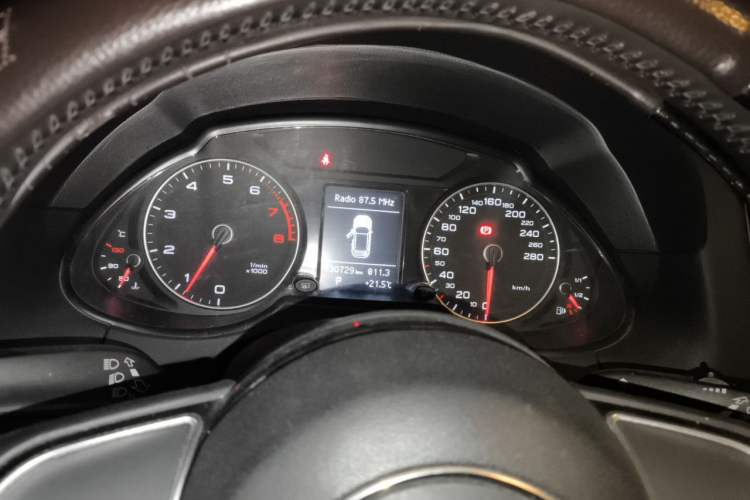 Used Audi Q5 2017 Plus 40 TFSI Ambition Model Instrument Cluster