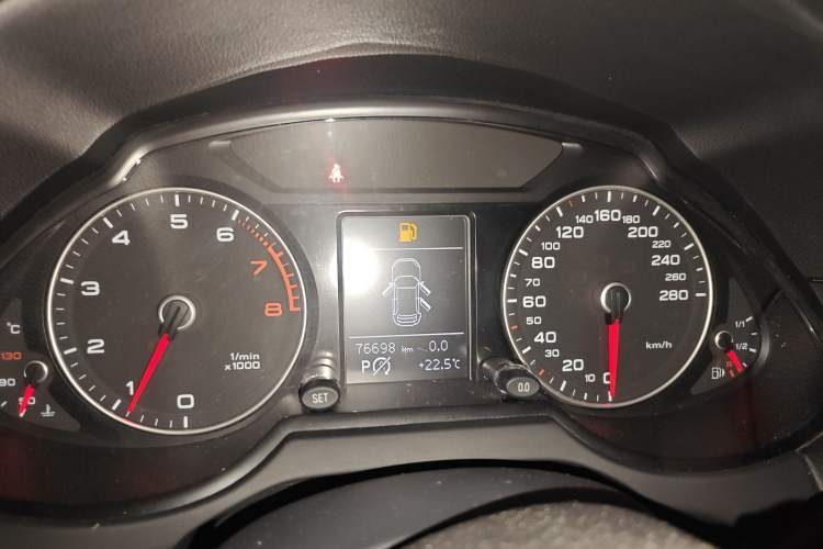 Used Audi Q5 2017 Plus 40 TFSI Ambition Model Instrument Cluster