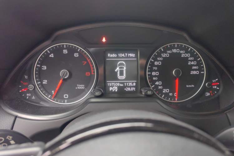 Used Audi Q5 2017 40 TFSI Ambition Edition Instrument Cluster