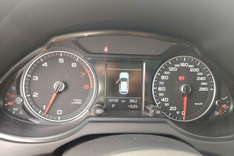 Used Audi Q5 2017 40 TFSI Technology Edition Instrument Cluster