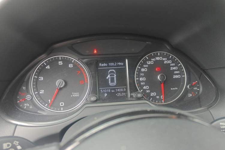 Used Audi Q5 2017 Plus 40 TFSI Ambition Model Instrument Cluster