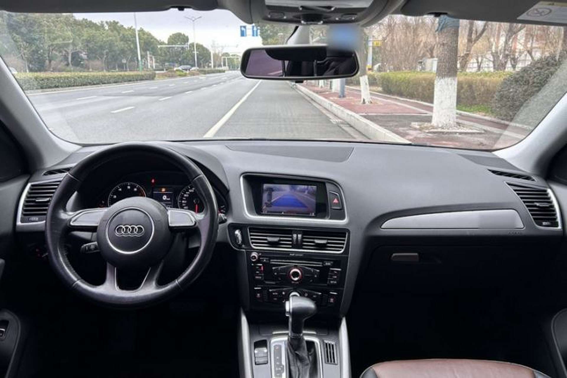 Used Audi Q5 2017 Plus 40 TFSI Ambition Model Interior 1