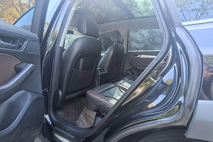Used Audi Q5 2017 Plus 40 TFSI Technology Model Interior 3