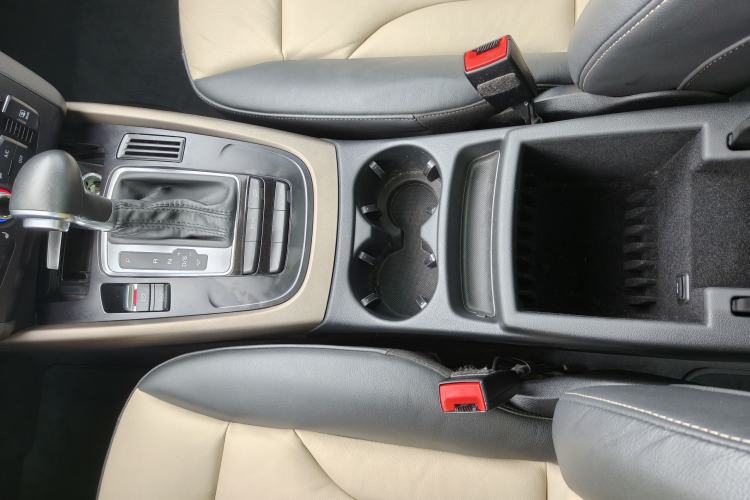 Used Audi Q5 2017 40 TFSI Ambition Edition Interior 8