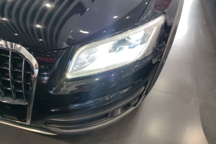 Used Audi Q5 2017 Plus 40 TFSI Technology Model Left Front Headlight