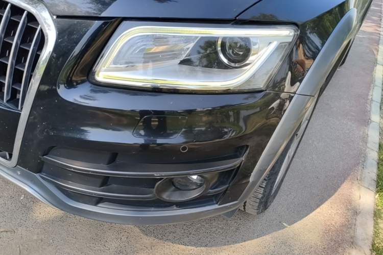 Used Audi Q5 2017 Plus 40 TFSI Technology Model Left Front Headlight