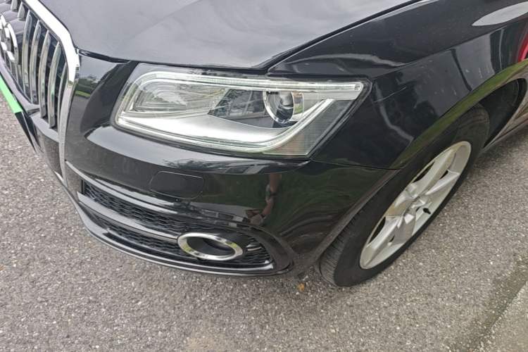 Used Audi Q5 2017 Plus 40 TFSI Ambition Model Left Front Headlight