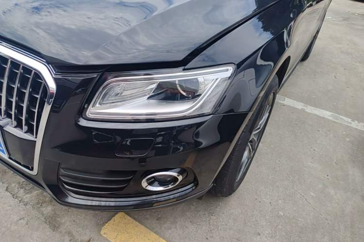 Used Audi Q5 2017 40 TFSI Ambition Edition Left Front Headlight