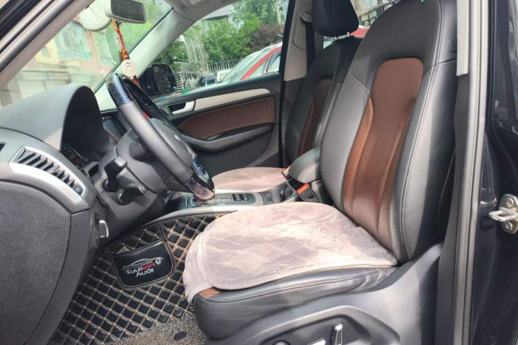 Used Audi Q5 2017 Plus 40 TFSI Technology Model Left Front Seat